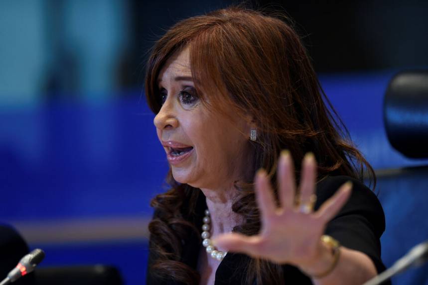  Cristina Kirchner presentó la lista completa para las elecciones del PJ