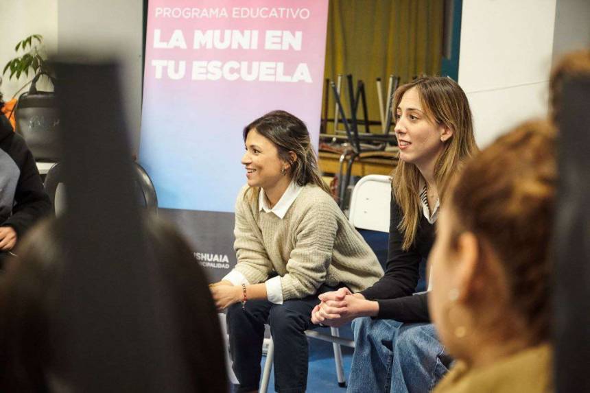Ushuaia impulsa la prevención del consumo problemático con talleres en escuelas secundarias.