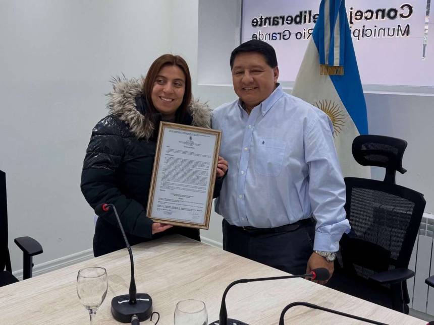 Reconocen al estudio de danzas Amarte RG como espacio de interés municipal en Río Grande.
