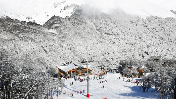 Disfrutá la Nieve sin Límites: Cerro Castor Lanza el Flex Pass para Residentes