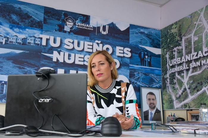 La secretaria de Hábitat reafirmó el compromiso del Municipio con los vecinos inscriptos en el registro de demanda habitacional.