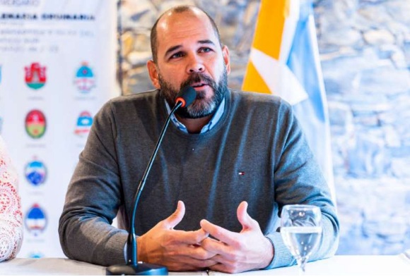 El Estado no puede mirar para otro lado: Tita lanza su campaña con críticas al abandono nacional