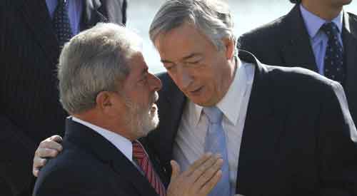 Un día como hoy pero.. 1945 nace Luiz Inácio Lula da Silva y  2010 pasa inmortalidad quien reconstruyó la Patria desde las cenizas de 2001, Néstor Carlos Kirchner