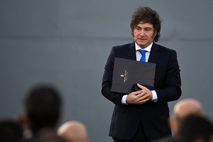  Milei rearma su tablero: cambios urgentes, viaje a EE.UU. y 205 mil empleos perdidos