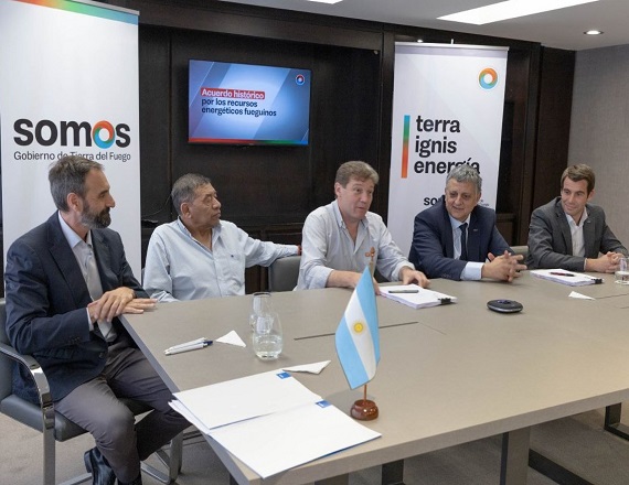  Petroleros fueguinos en transición histórica: Terra Ignis asume la operación de YPF desde enero de 2026.