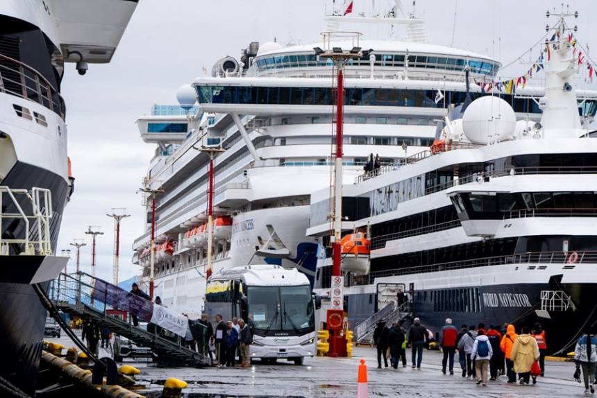  Tierra del Fuego demostró su capacidad operativa en una jornada de alta complejidad de cruceros en Ushuaia