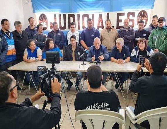  «Esto no solo afecta derechos laborales, sino también la Constitución», Daniel Rivarola