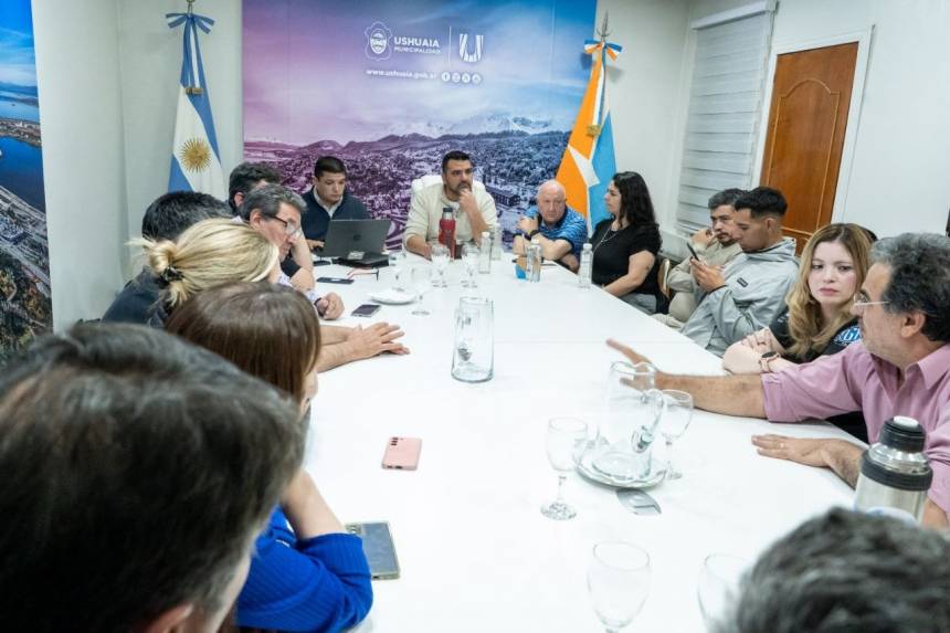 Ushuaia cerró un acuerdo salarial del 10,33% para el primer trimestre y condicionó el último tramo al pago de la coparticipación.