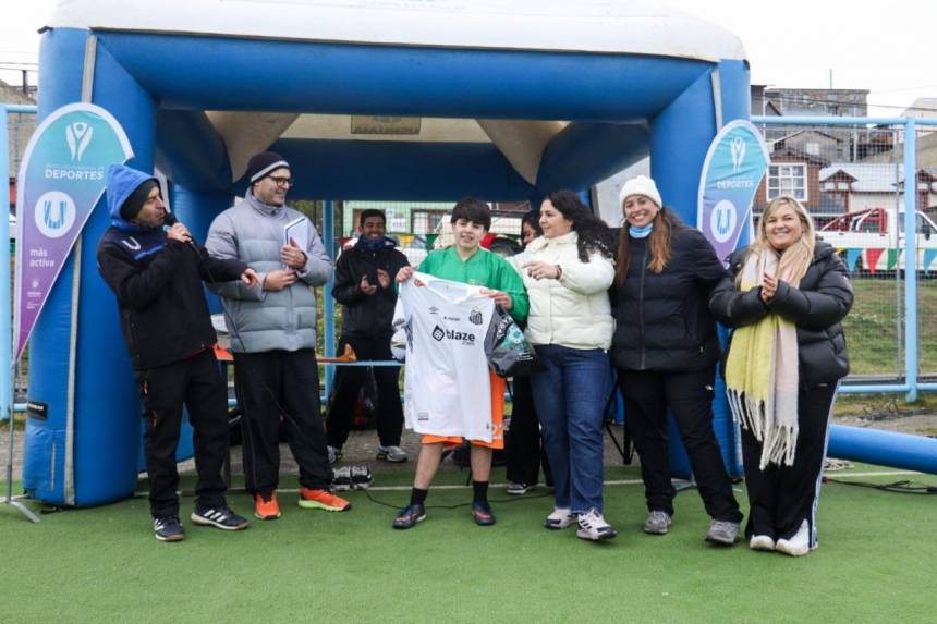 Ushuaia impulsa integración barrial con jornada comunitaria en La Cantera