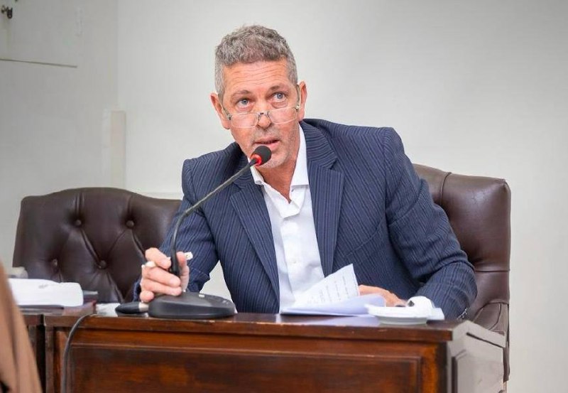  Damián Löffler fue al hueso:Reforma constitucional “El decreto es inconstitucional”