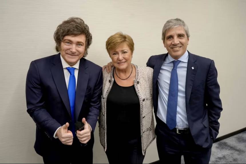 El FMI destraba otros USD 1.000 millones y profundiza la dependencia financiera de la Argentina