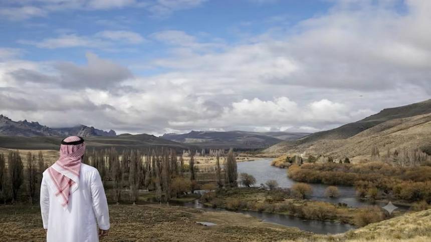 Capitales de Emiratos Árabes y Qatar concentran miles de hectáreas en la Patagonia