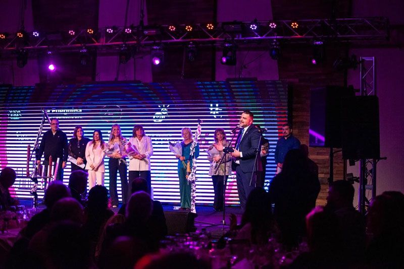 LUCCAU logró una recaudación récord de $130 millones en su primera cena solidaria