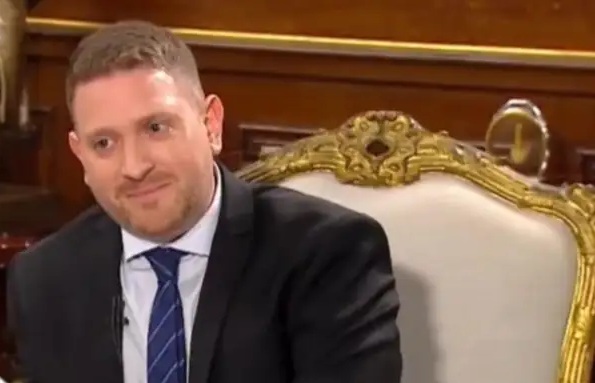 Revelan que Jonatan Viale figuró como contratado en la Jefatura de Gabinete durante el kirchnerismo