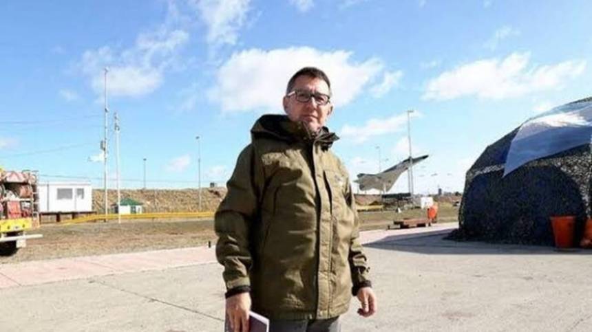Giro por Malvinas: analista advierte sobre incoherencias en el anuncio nacional y su impacto geopolítico en Tierra del Fuego
