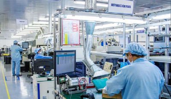Desarmado industrial en Tierra del Fuego: la Resolución 351/26 perfora el piso histórico del empleo electrónico