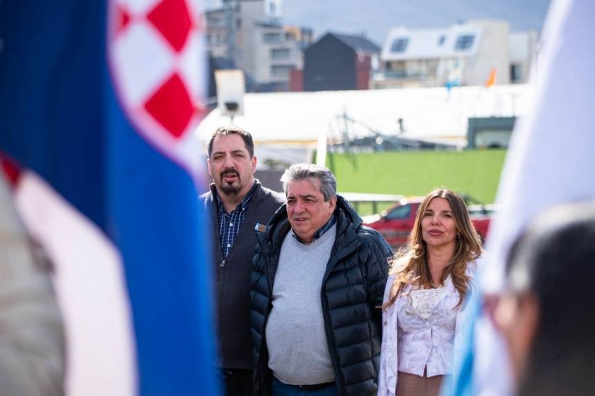 Ushuaia acompañó el acto por el 35° aniversario de la independencia de Croacia