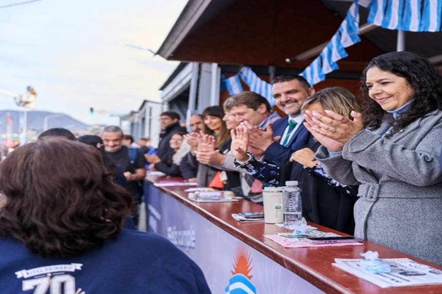 “Ushuaia es una construcción colectiva”: Garay valoró el trabajo municipal y el gesto de unidad política en el aniversario de la ciudad