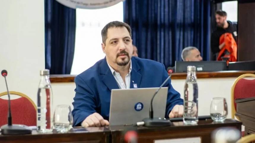  El concejal justicialista Nicolás Pelloli :Nuestra idea no es empezar a prohibir, sino regular y dar soluciones.
