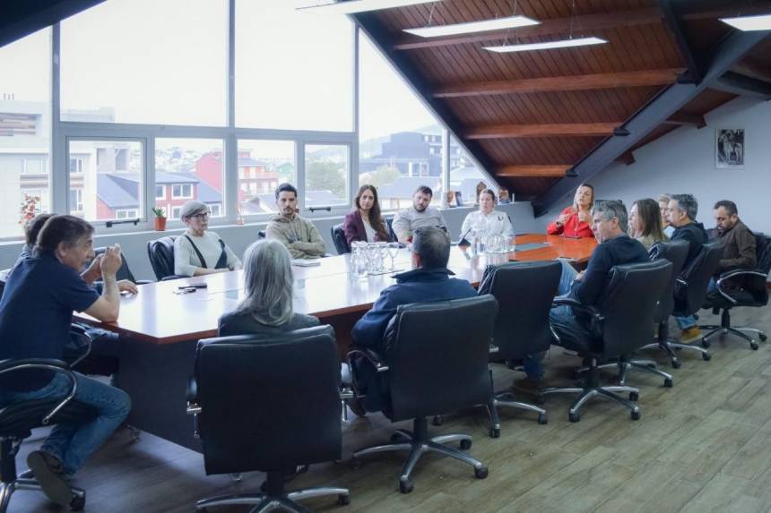 El municipio dialogó con vecinos por la obra de los Ñires