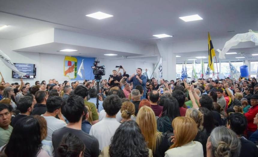 Walter Vuoto desembarcó en Río Grande inauguró la departamental  y desafió a una interna abierta  