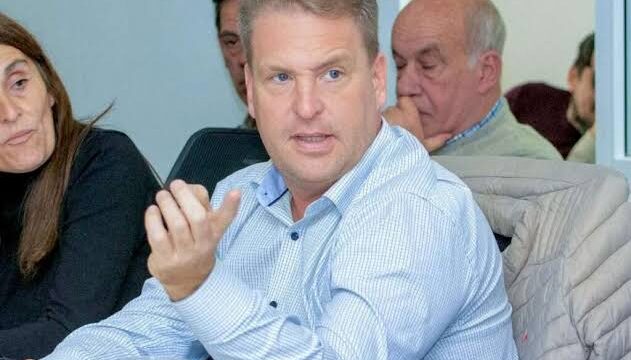Von der Thusen rechaza sumar impuestos para la educación y exige retirar la urgencia al proyecto del Ejecutivo