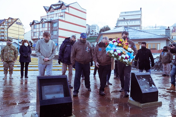 El gobernador Gustavo Melella participara del acto encabezado por el presidente Fernandez a 200 años del izamiento de la bandera en las Islas Malvinas