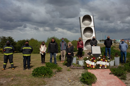 Gladys Bizzozzero, referente de la Red Nacional de Familiares de Víctimas de Tránsito pronunció algunas palabras en recuerdo de las víctimas y sus familiares y agradeció el trabajo que realiza tanto la provincia como el municipio.