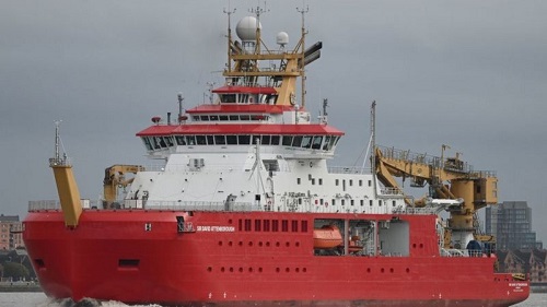 El barco Sir David Attenborough está equipado para hacer investigaciones ambientales.