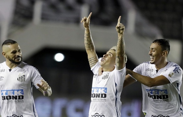 Boca no hizo pie en Brasil y perdió con Santos en la semifinal de la Libertadores