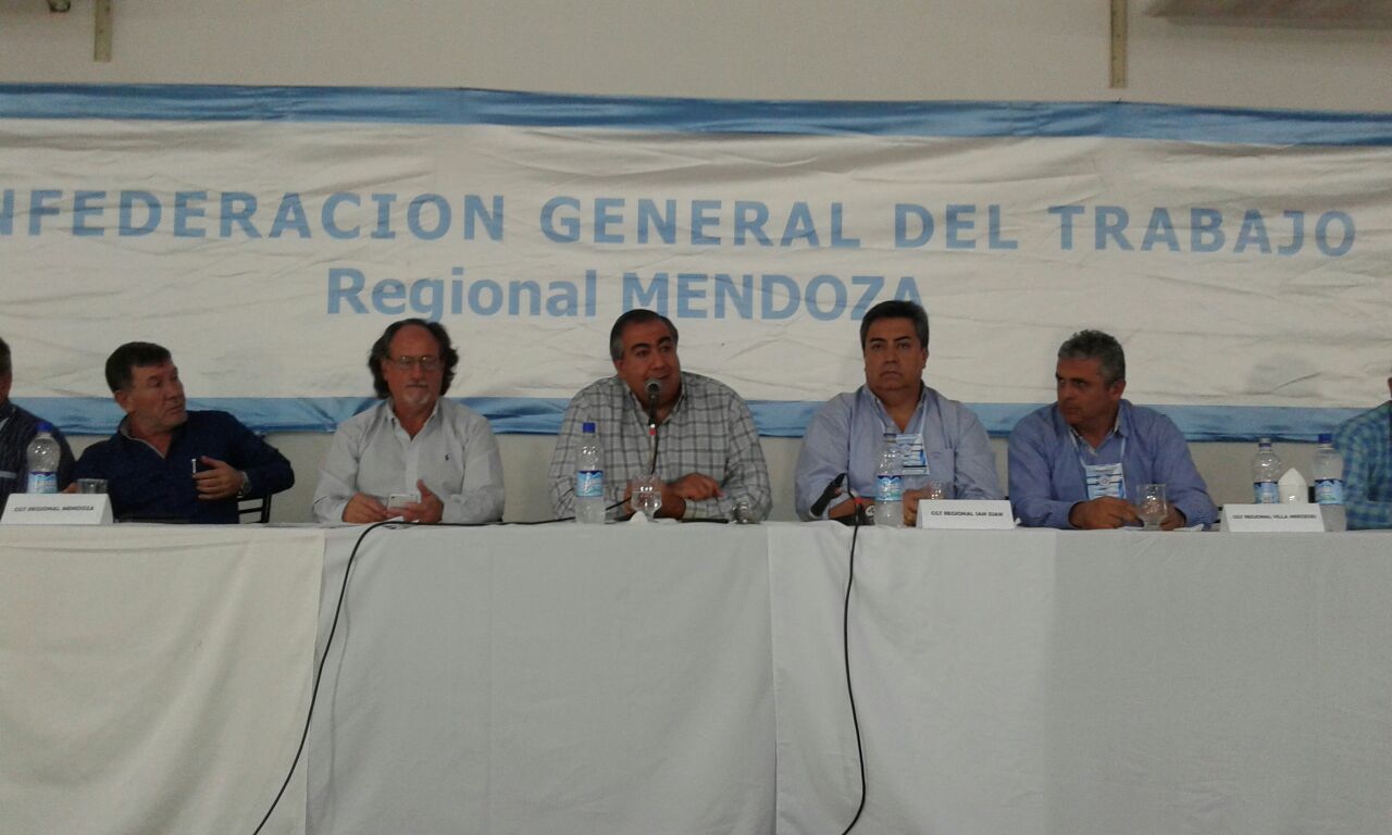 Reunión de la CGT en Mendoza, este viernes.