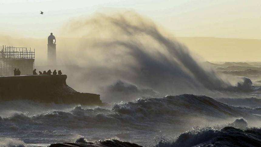 La tormenta Eunice golpeó al Reino Unido con vientos que superaron los 195 km por hora Foto: AFP.