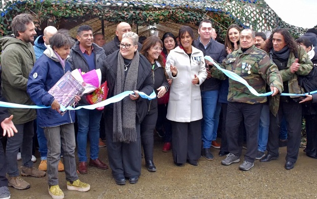 Gobierno acompañó la inauguración de la Carpa de la Dignidad en Río Grande