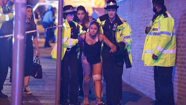 Manchester: confirman 22 muertos y al menos 59 heridos por las explosiones