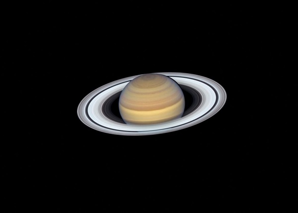  Saturno y sus diferentes anillos. Foto: Reuters.