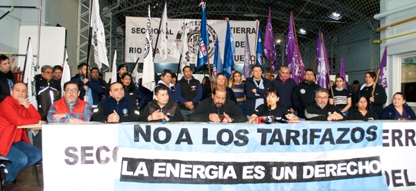 Conferencia de prensa de gremios y organizaciones sociales «Camino a la Resistencia contra el Tarifazo»