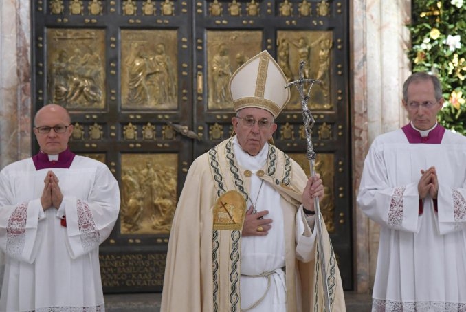 El Papa autoriza a los sacerdotes a absolver del pecado del aborto